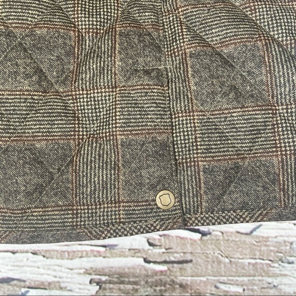 Eddie Bauer Plaid Quilted Vest Size TL - Picture 4 of 15